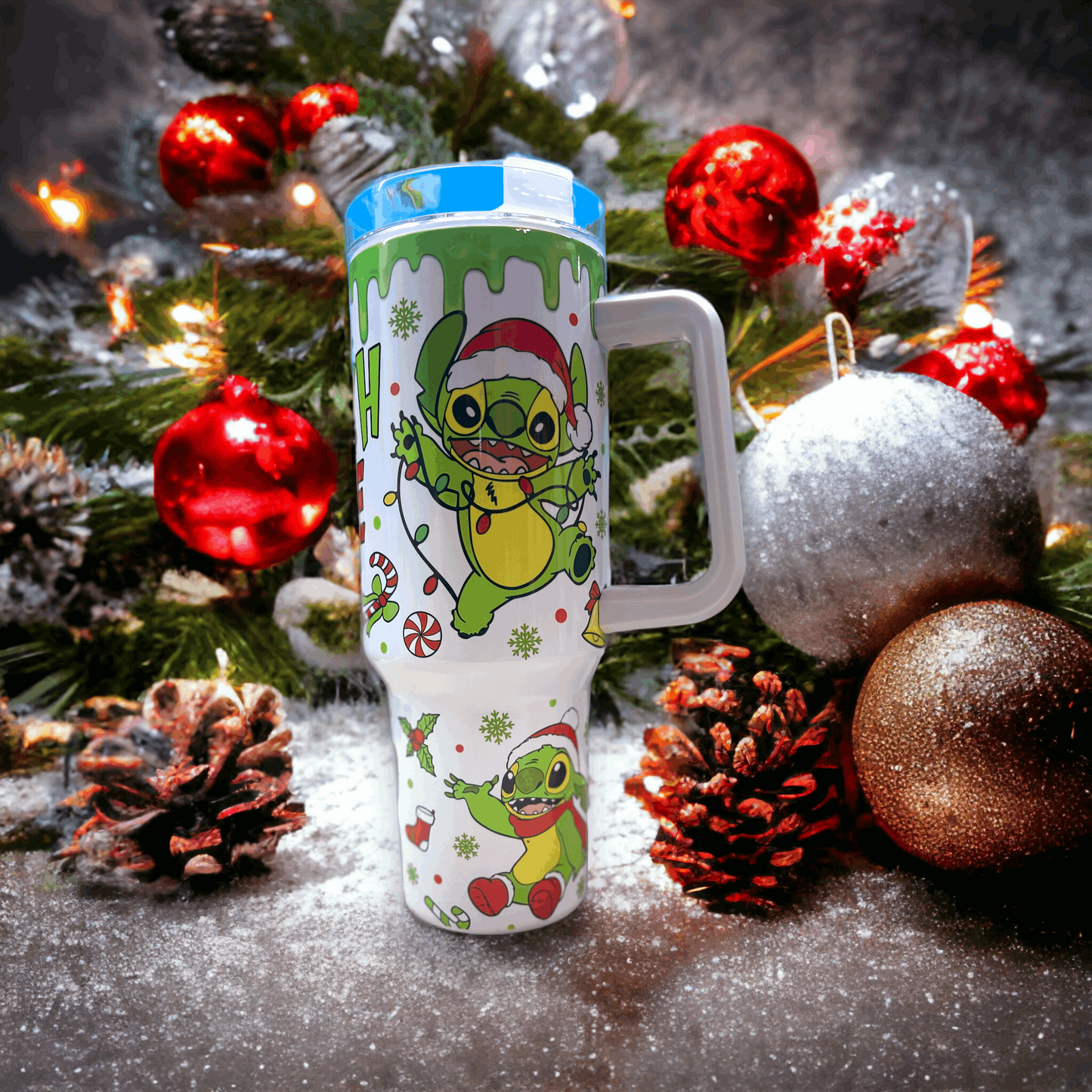 40oz Grinch Mode with Green-Stitch