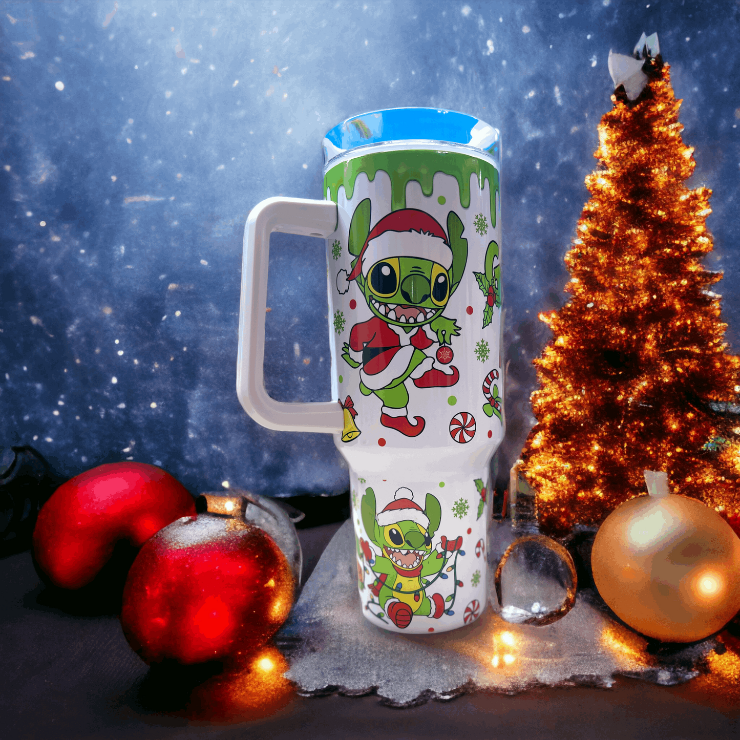 40oz Grinch Mode with Green-Stitch