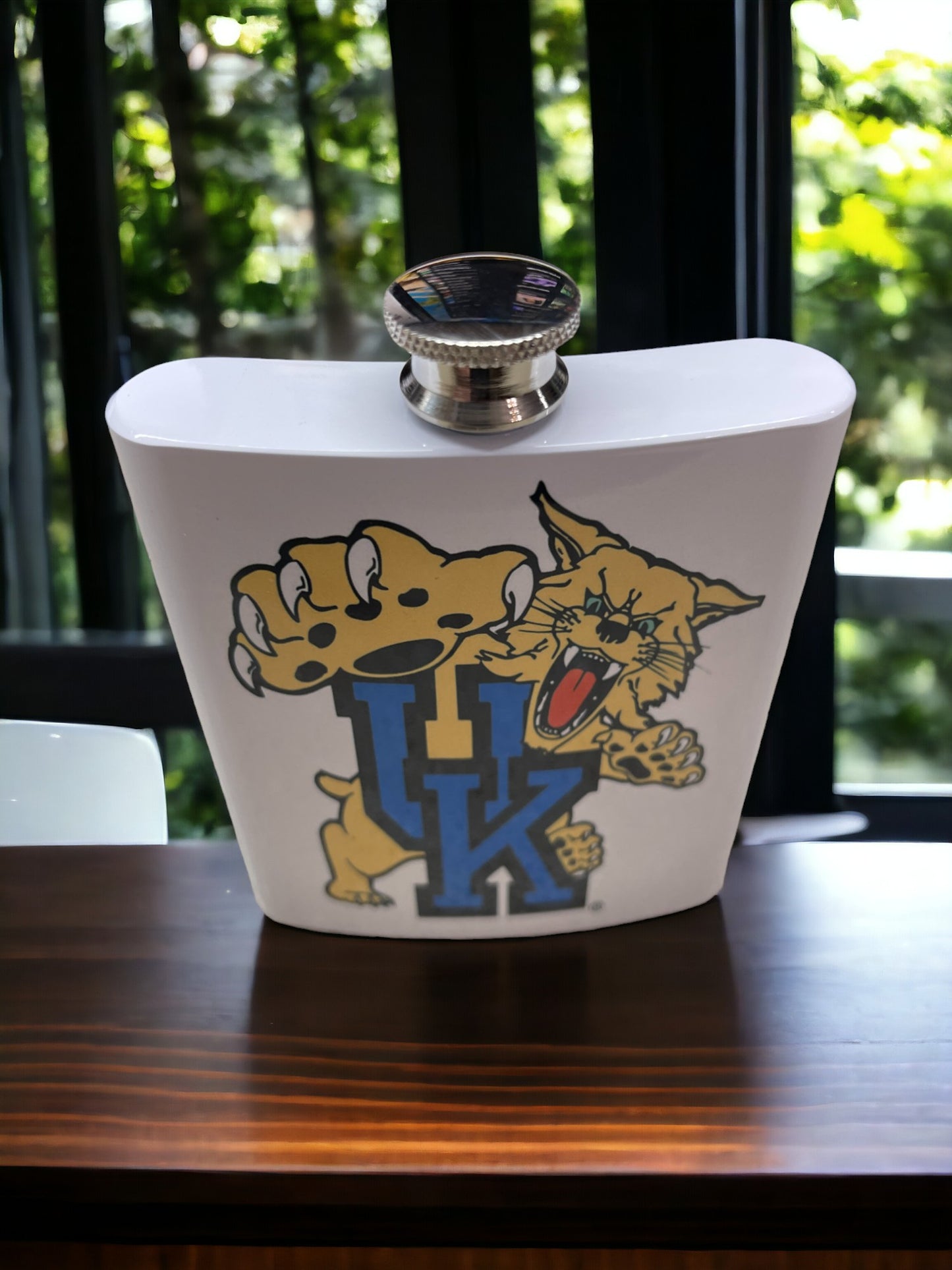 7oz U of K Flask